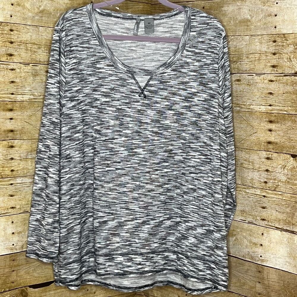 NEW DIRECTIONS WEEKEND COMFORTABLE WARM ROUND NECK SWEATER SIZE 3X